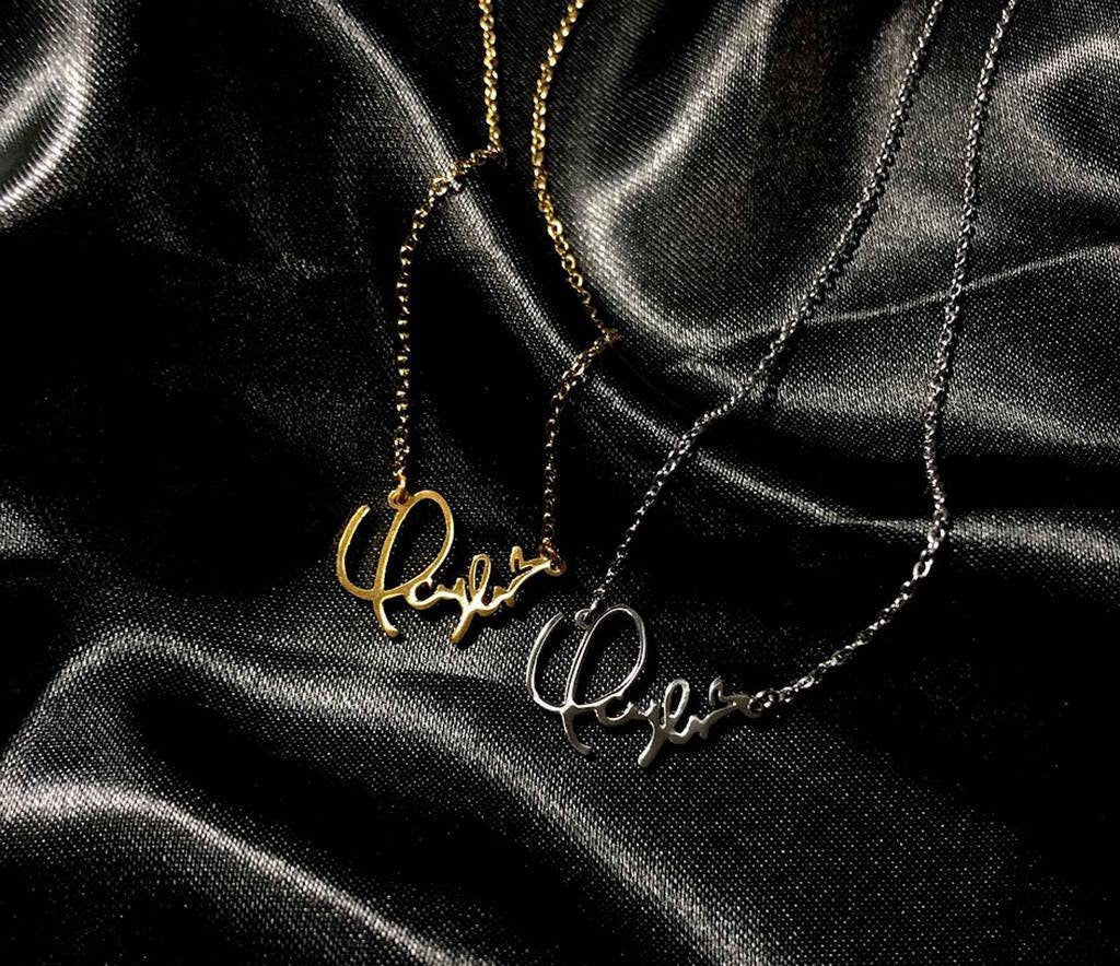 Taylor Swift Signature Necklace