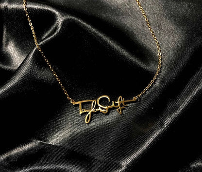 Debut Taylor Swift Necklace